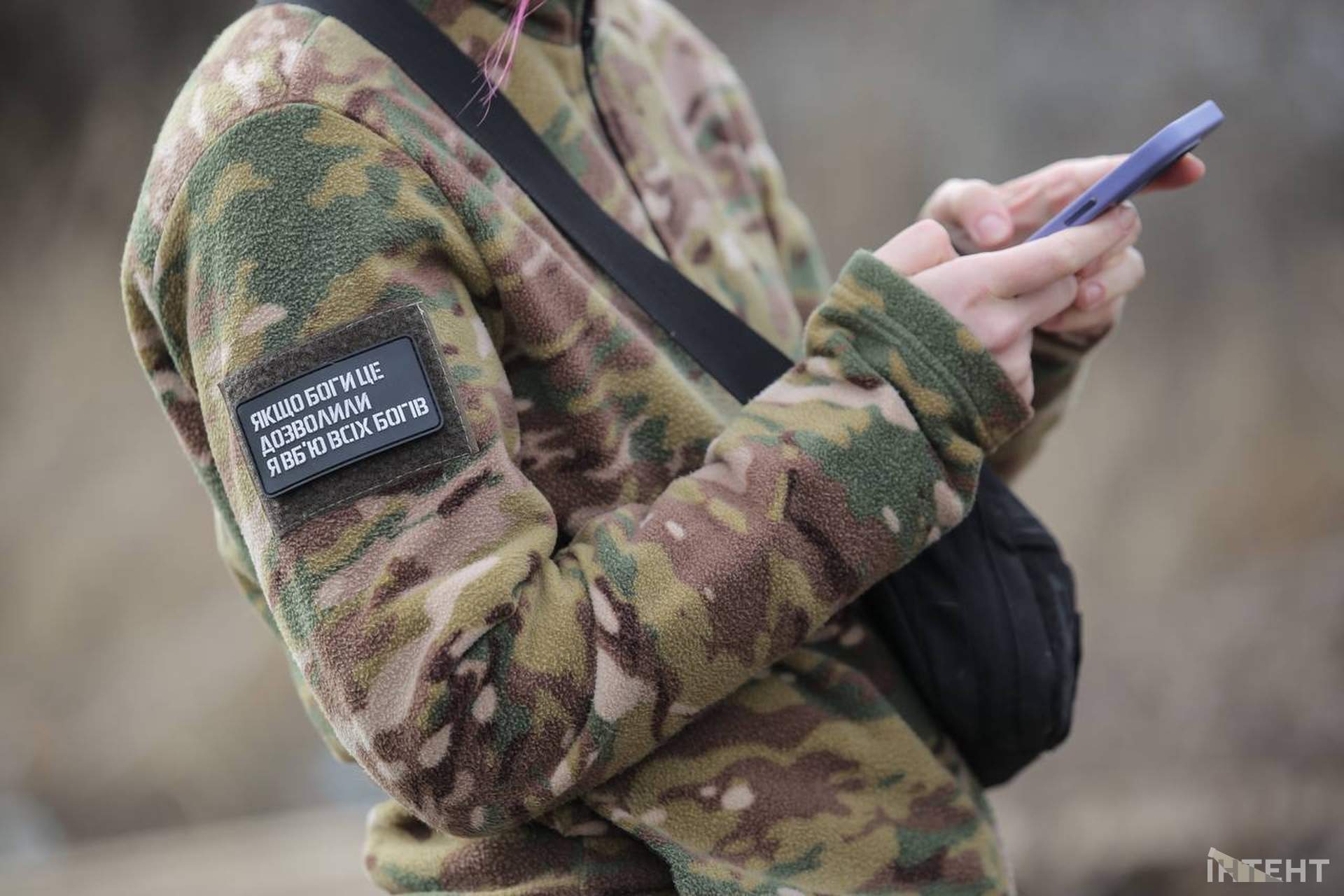 Під Одесою відкрили мурал присвячений загиблому військовому Остапу Макарову