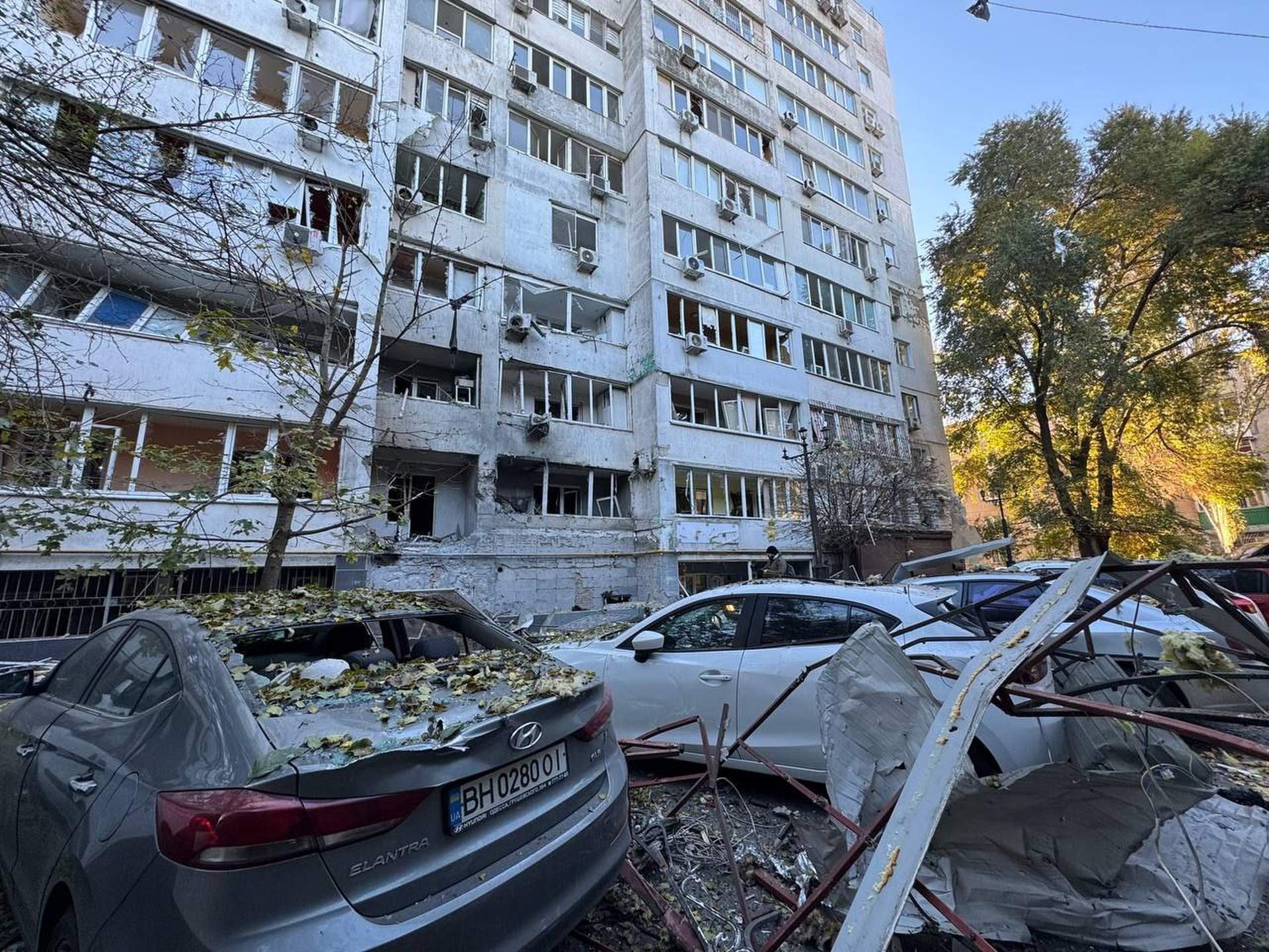 Нічна атака на Одесу: зруйновані будинки та пошкоджений газопровід