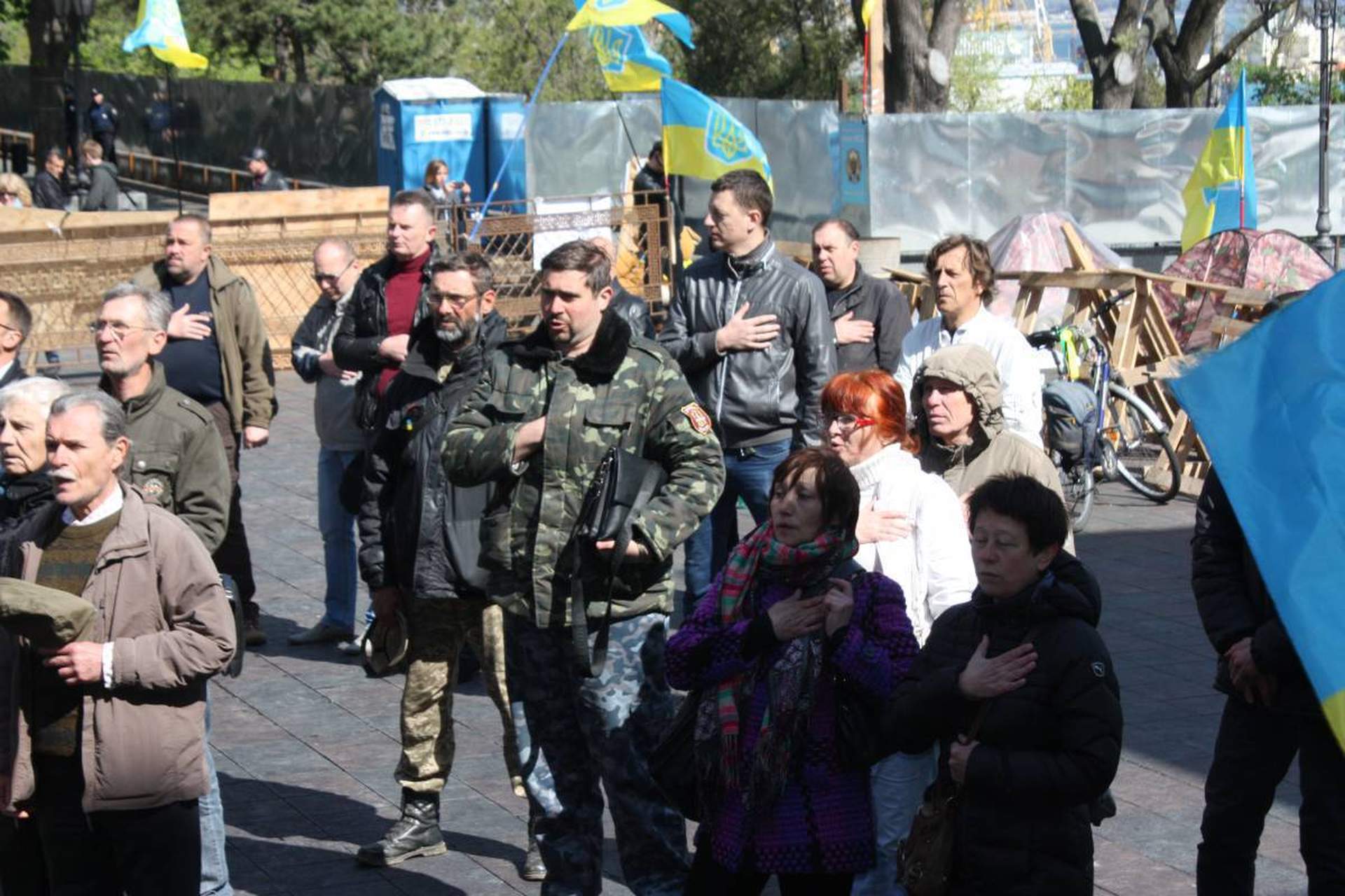 Сессия Одесского горсовета: "майдан" и переполненный зал