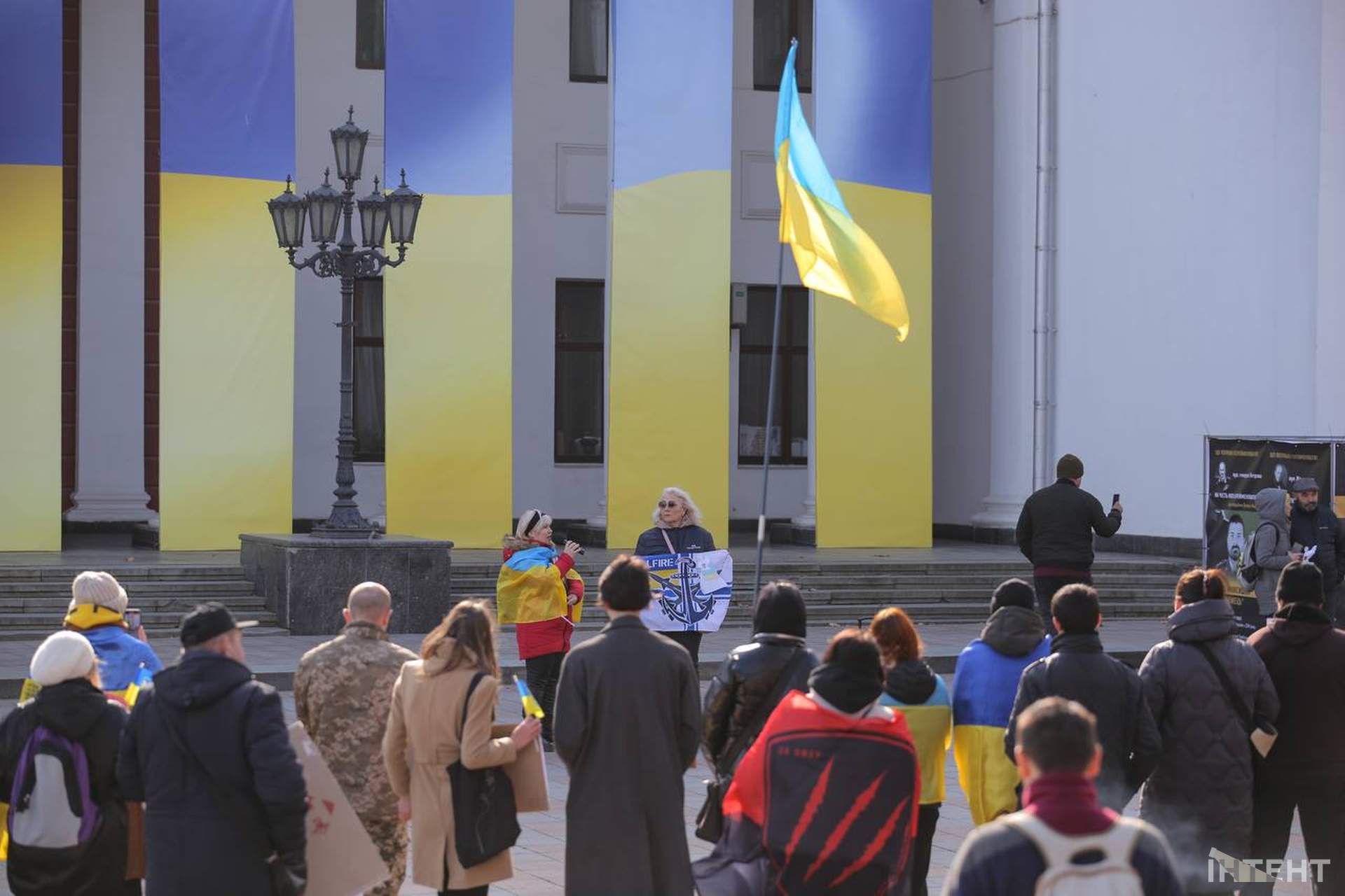 У другу річницю вторгнення одесити вийшли на 26 щосуботню акцію перед мерією