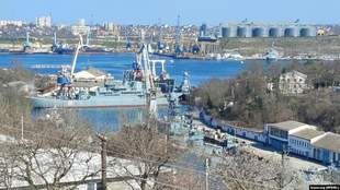 Ships and Belbek airfield hit in Crimea