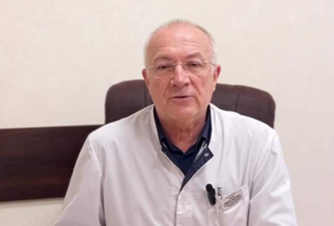 Родион Гонта контролирует ход проверки. Фото: Одесский областной перинатальный перинатальный