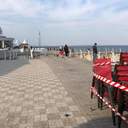 Вікенд на Ланжероні: смугасті стрічки не зупиняють одеситів, які вийшли погуляти