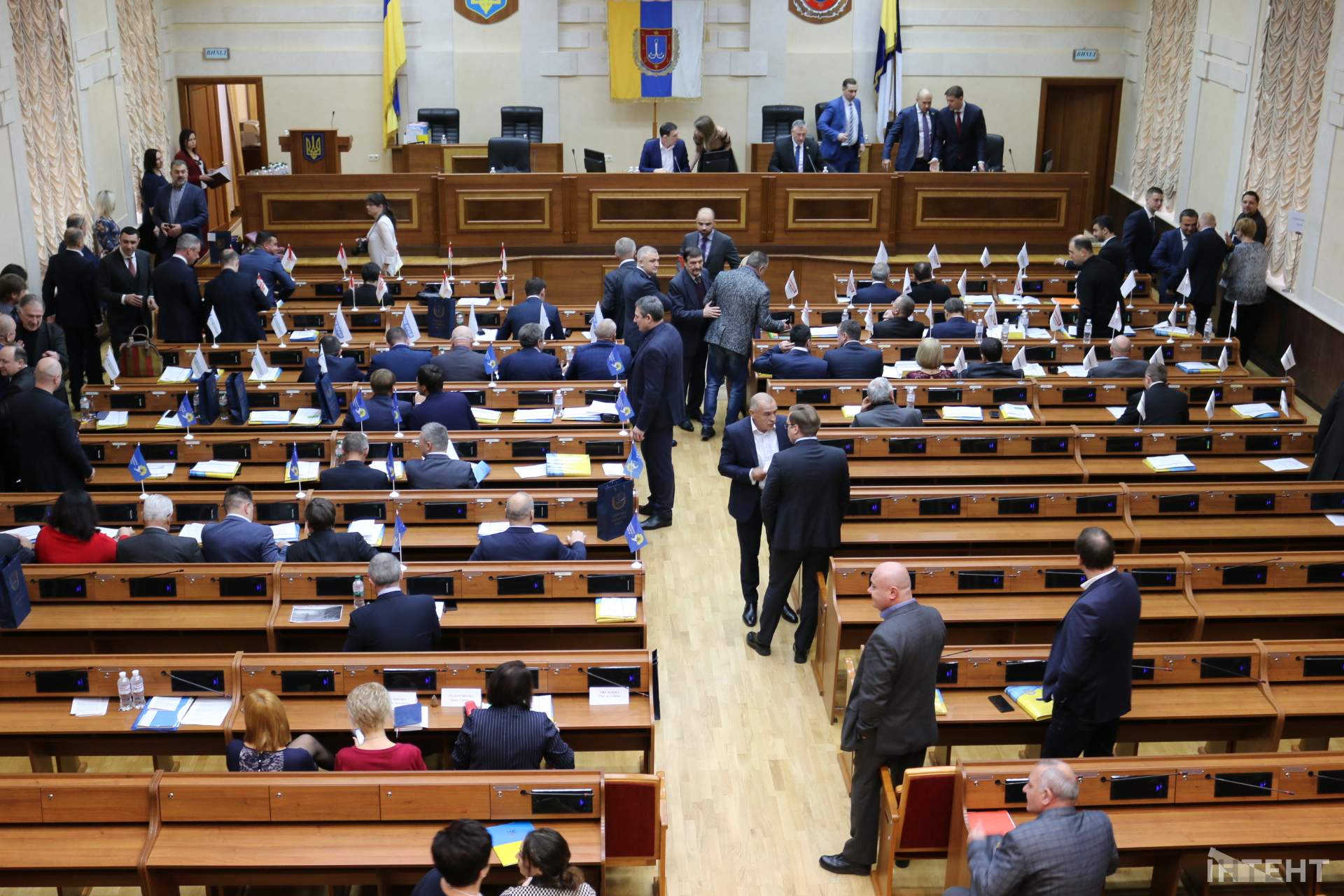 Бюджетная сессия областного совета в объективе ИзбирКома