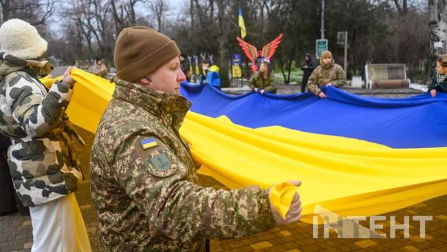 Peaceful procession on the occasion of the Day of Unity in Odesa. PHOTO: Natalia Mikhailenko/Intent