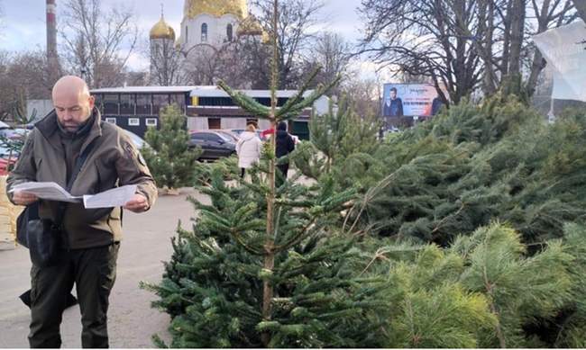 В Одесі провели рейд ялинковими базарами