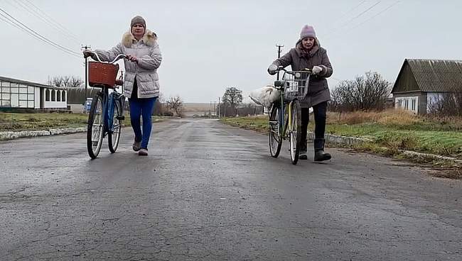 Resilient women of Mykolaiv region rebuild village after occupation