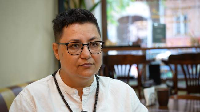 Анна Леонова: "Українськість більше не вимагає відмови від інших твоїх ідентичностей"