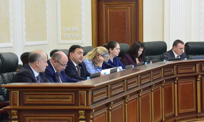 Одесский судья, подозревавшийся во взяточничестве, решил уволиться