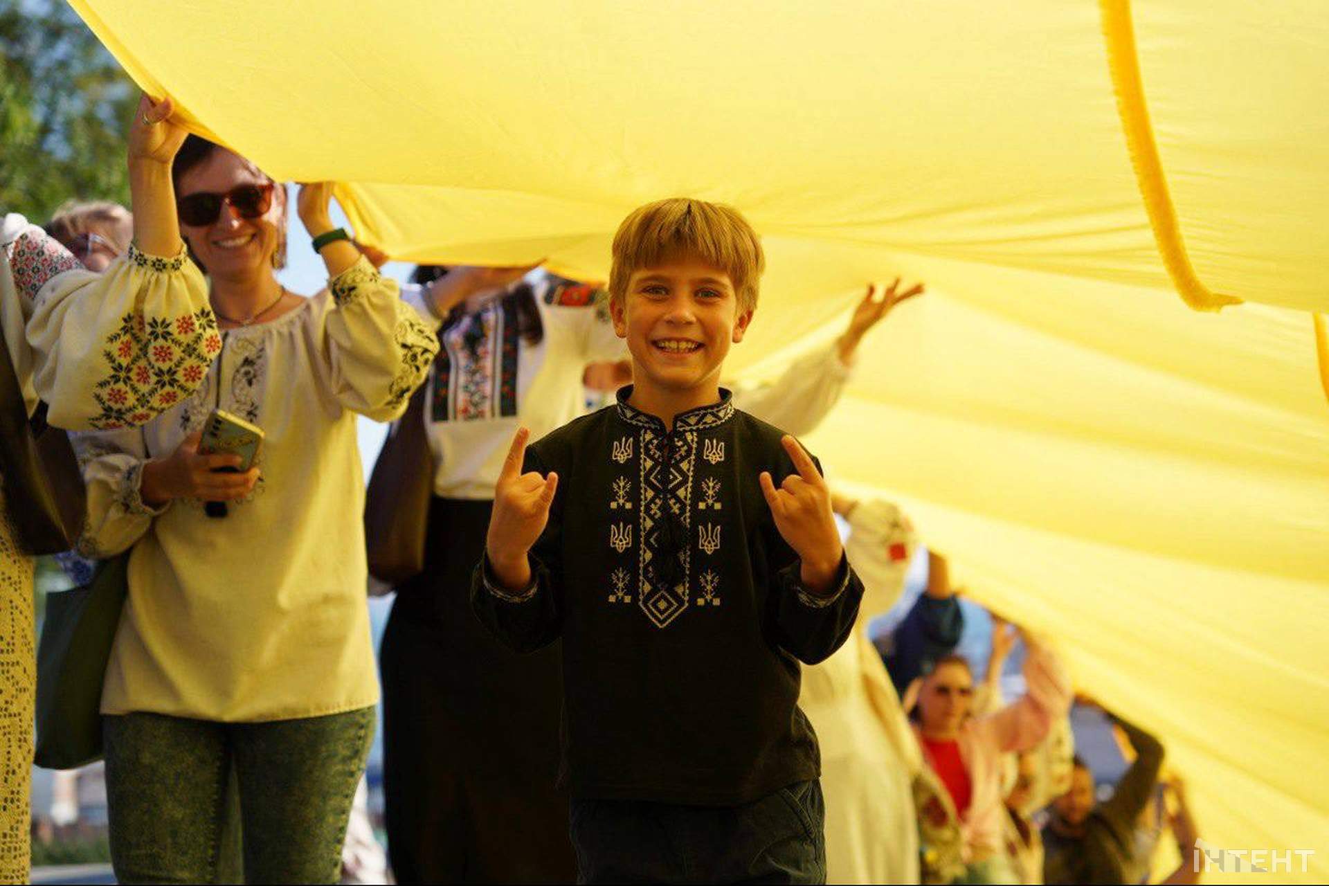 В Одесі розгорнули 34-метровий прапор України до Дня Незалежності