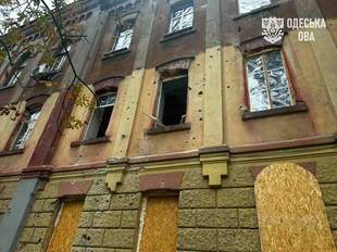 Ворог пошкодив в Одесі навчальний заклад