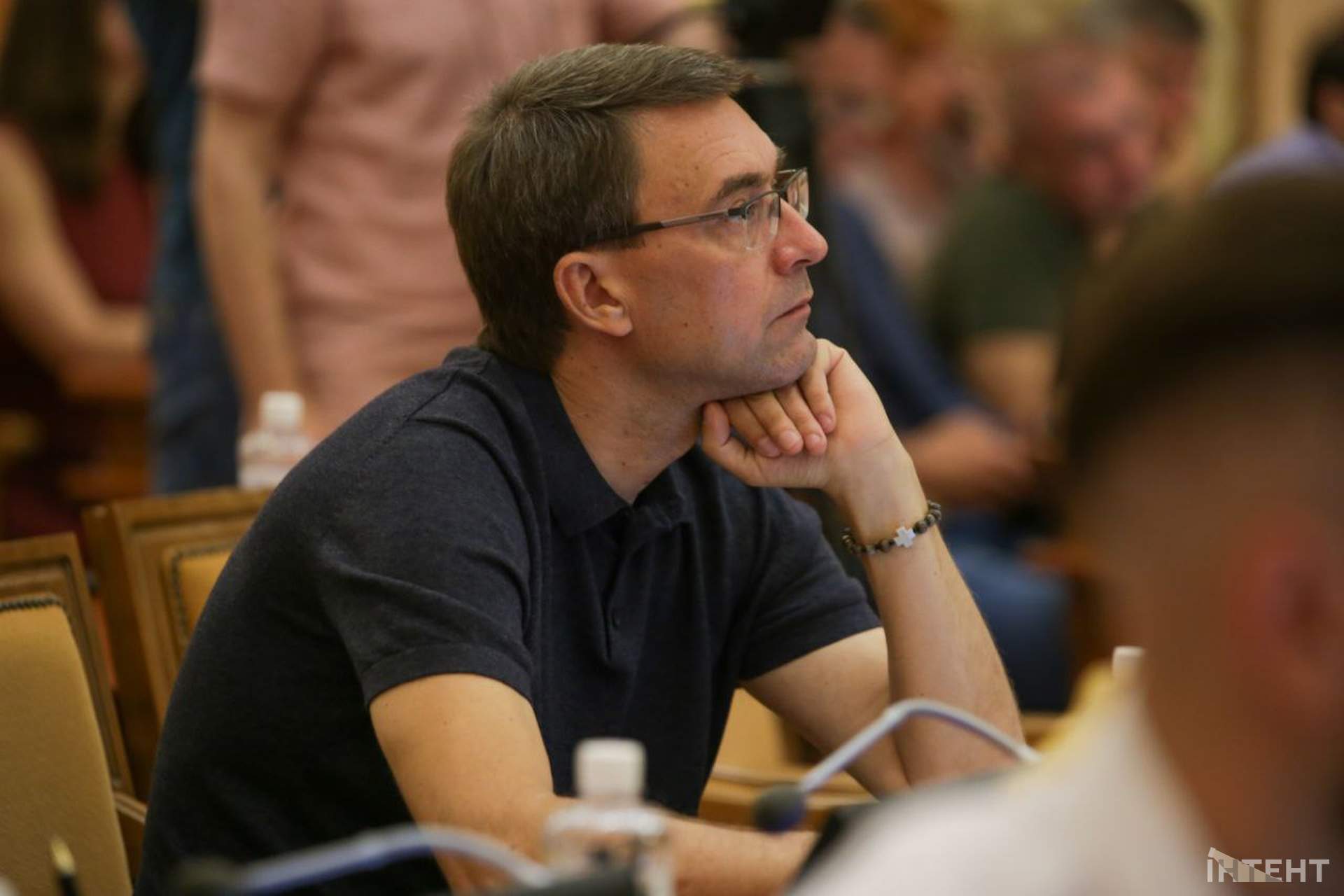 Обличчя та емоції: сесія Одеської міської ради в об'єктиві Інтента