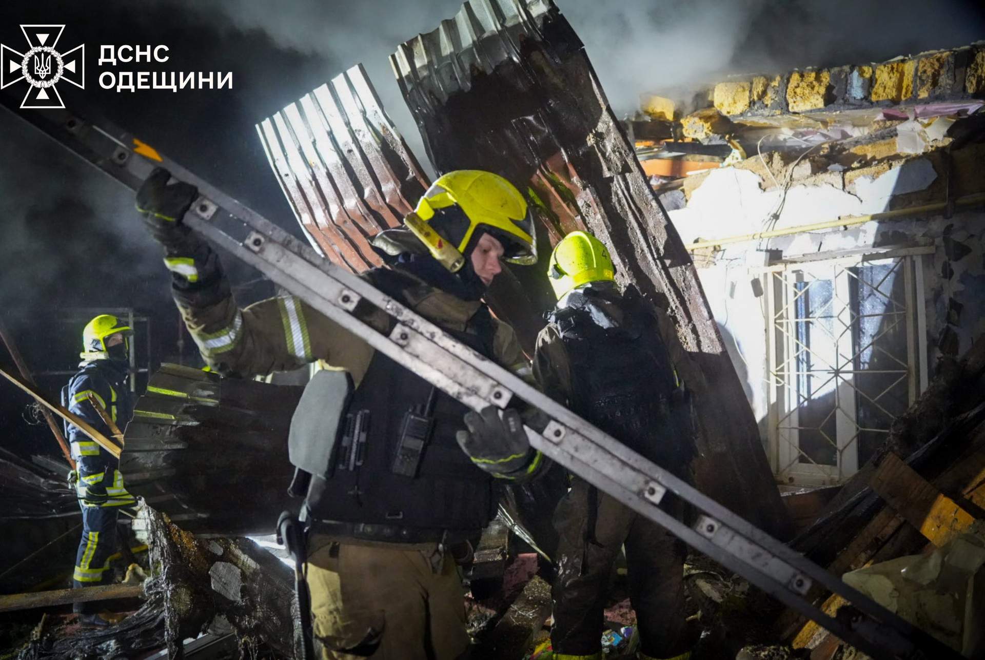 Вночі від російського удару в Одесі загинула жінка