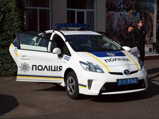 In Odessa, a man took people hostage at a hair salon