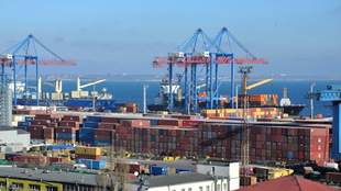 Одеський порт переплатив мільйони за утеплення автобази