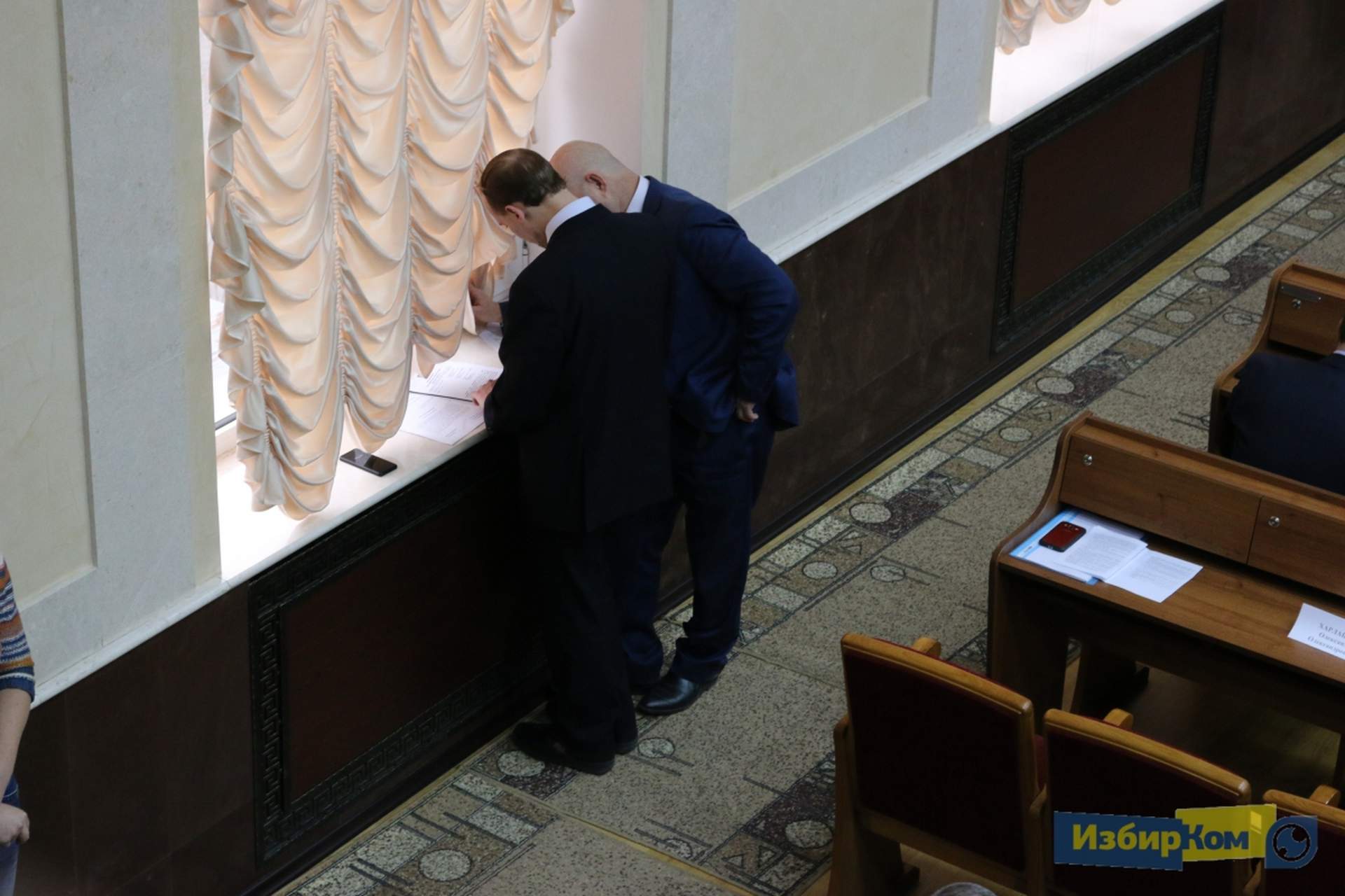 Сессия Одесского областного совета: отчет председателя о своей деятельности и бюджет области на 2017 год