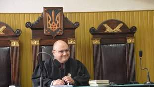 Глава Заводского райсуда Николаева скрыл авто, бизнес и наличные деньги