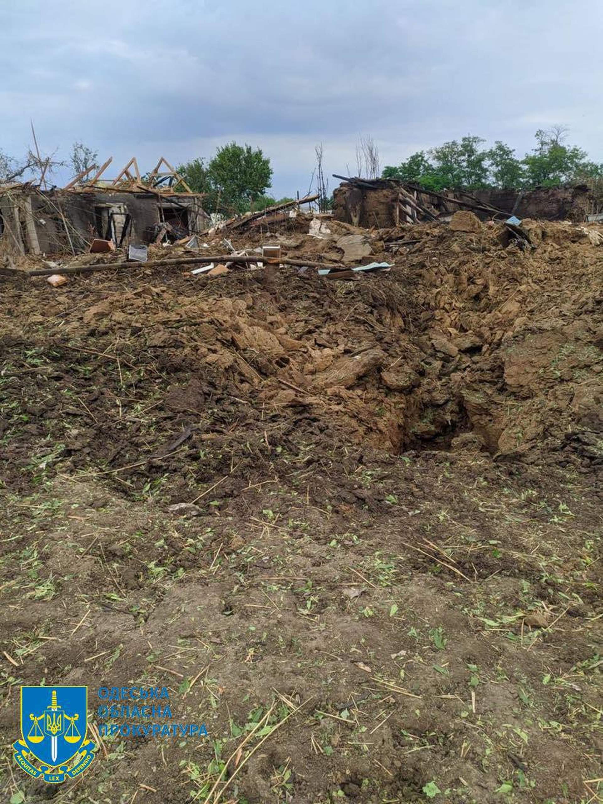 Постраждали вісім осіб: наслідки нічного удару по Одещині