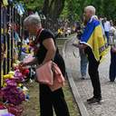 Лампадки, стрічки та хода пам’яті: в Одесі відбулася акція до Дня вишиванки