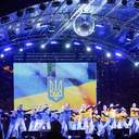 В Одесі запалили головну новорічну ялинку міста