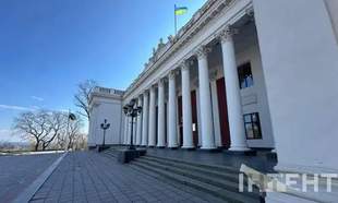 Дружина нового директора одеської служби комунвласності цього року придбала дачу