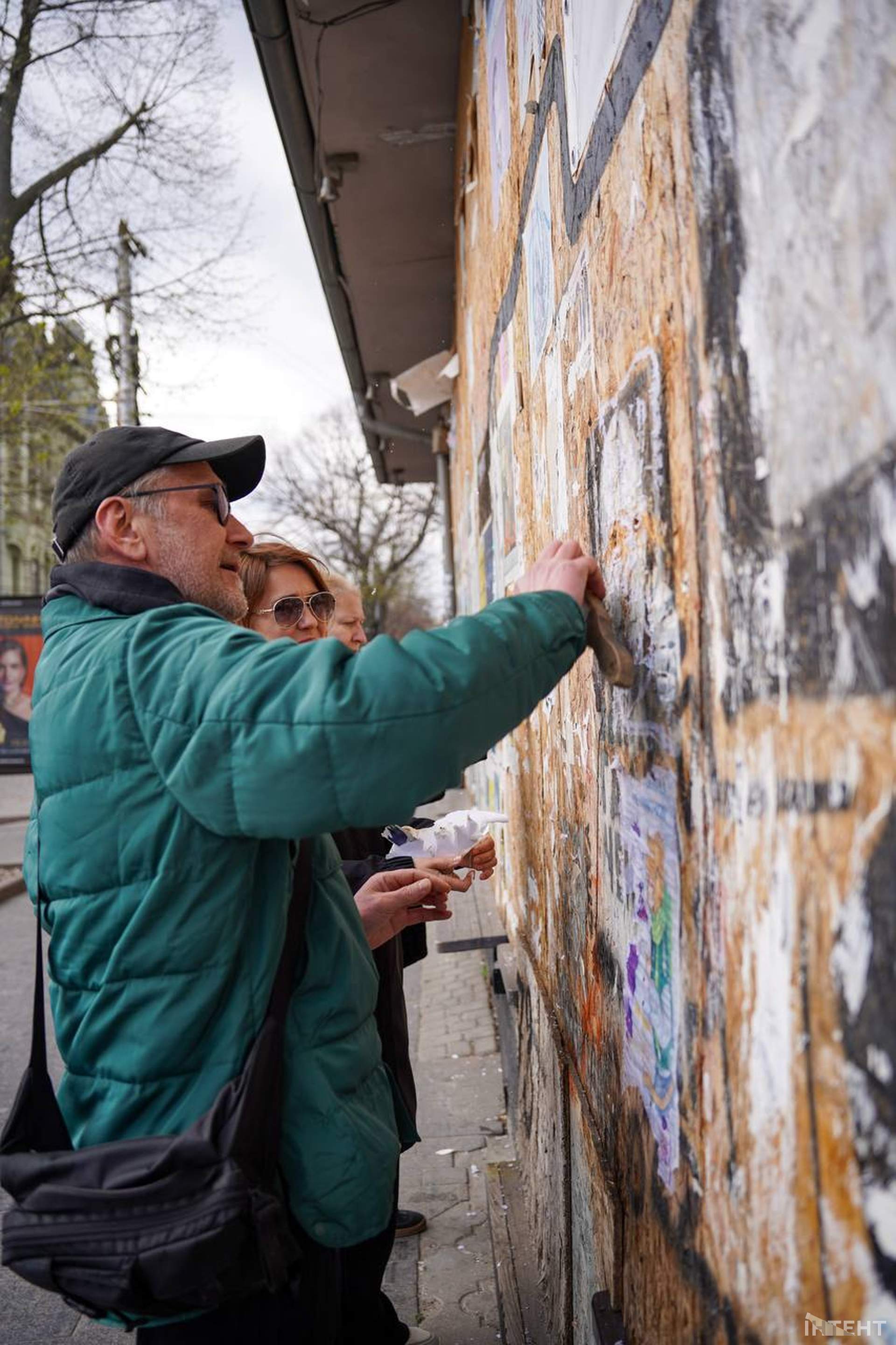 На одеській "Книжці" відновили виставку "Воля не смерть"