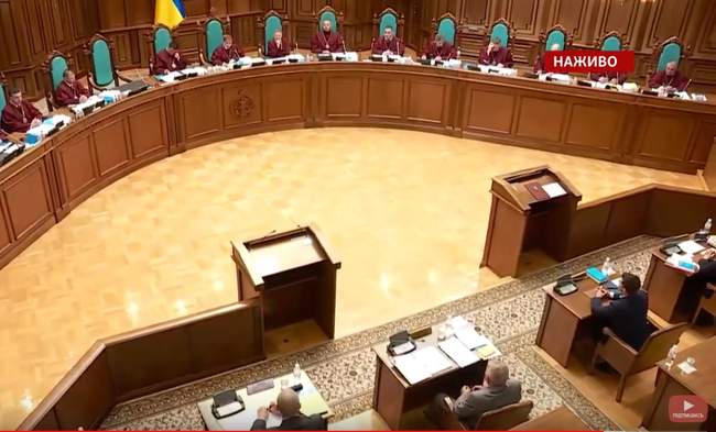 Constitutional Court considers the President's decree to dissolve the Parliament (live)