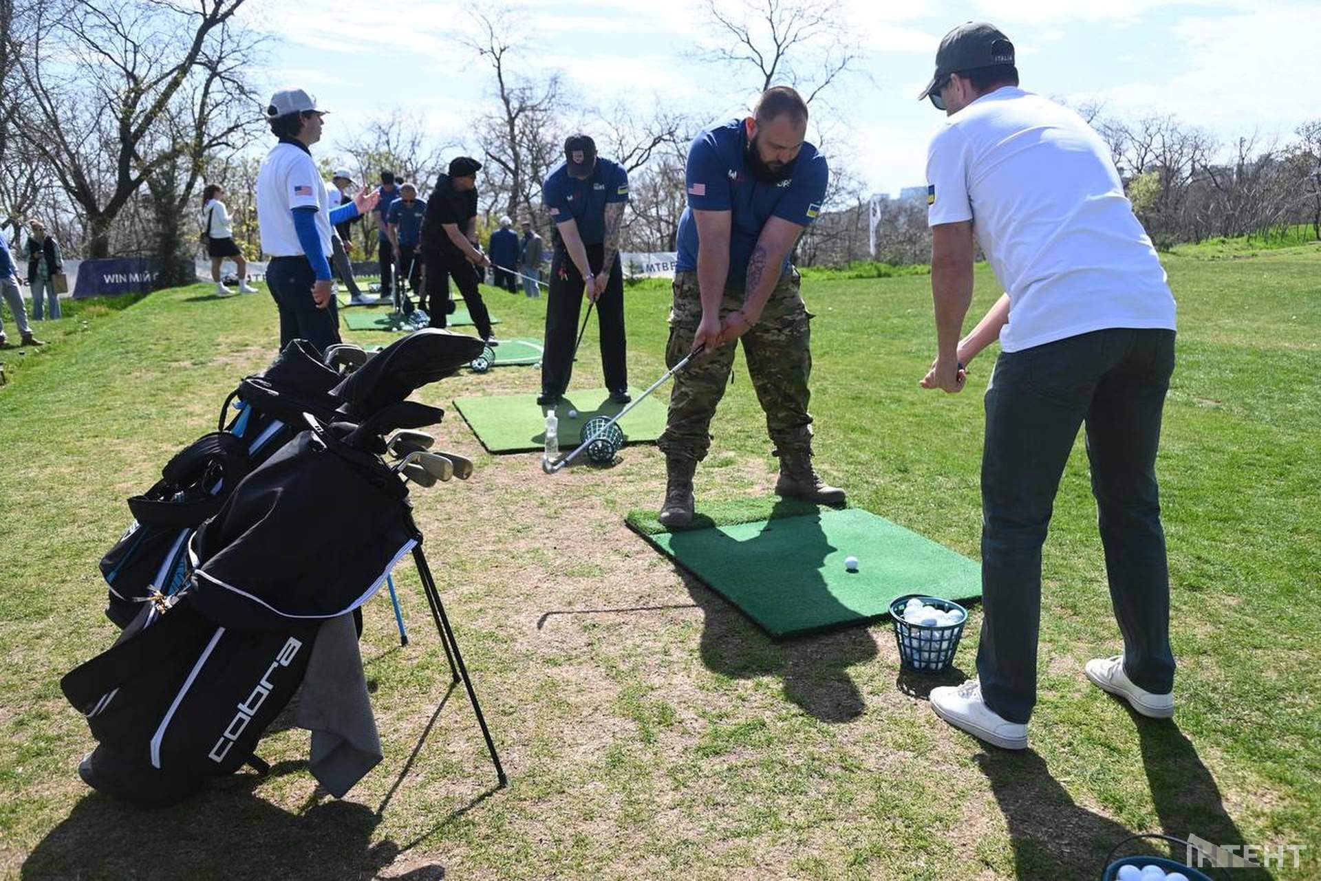 Одеських ветеранів познайомили з улюбленою грою Трампа