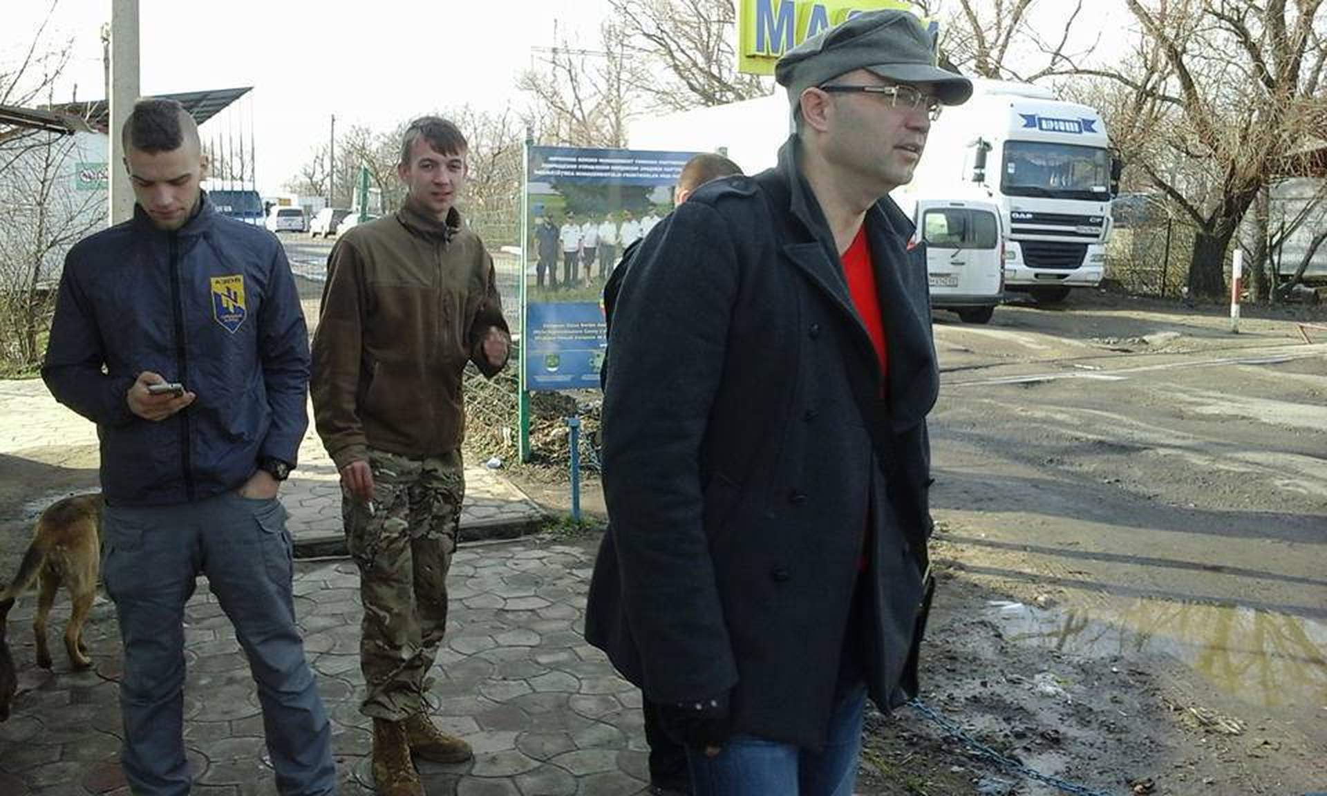 Одесские активисты «Евромайдана» блокируют российские фуры на въезде в город