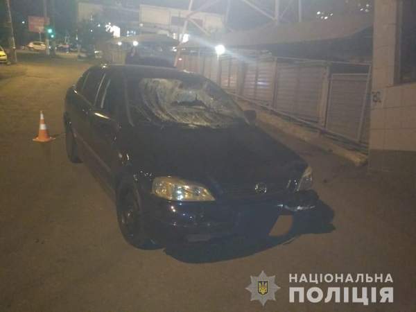 Поліцейський, який на підпитку збив двох пішоходів, відбувся умовним терміном