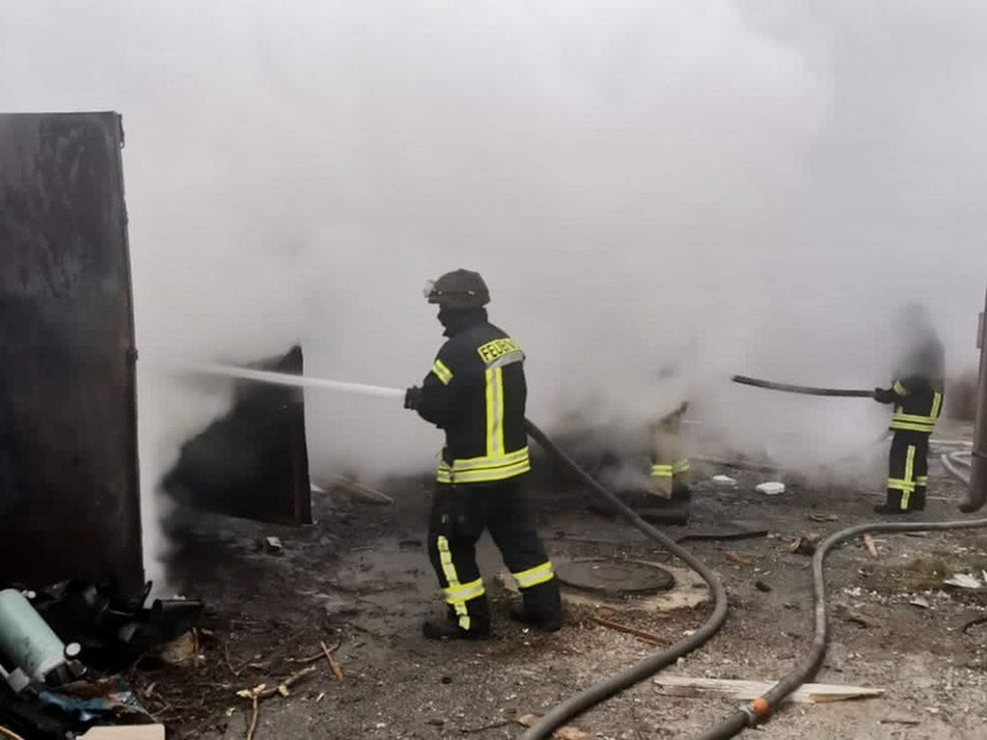 Рятувальники Херсонщини ліквідували пожежу, що виникла через обстріли окупантів