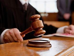 Жителів Подільського району засудили за переправлення за кордон ухилянтів