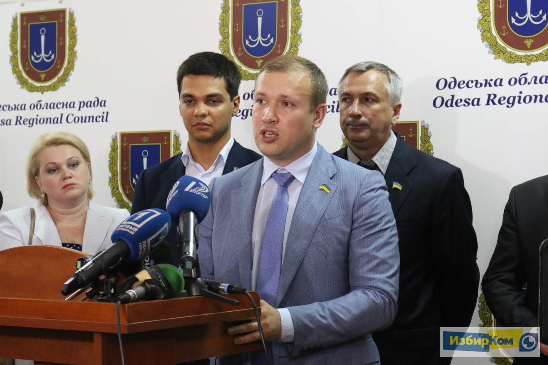 Сессия Одесского областного совета: непринятая повестка дня и сбой в системе голосования