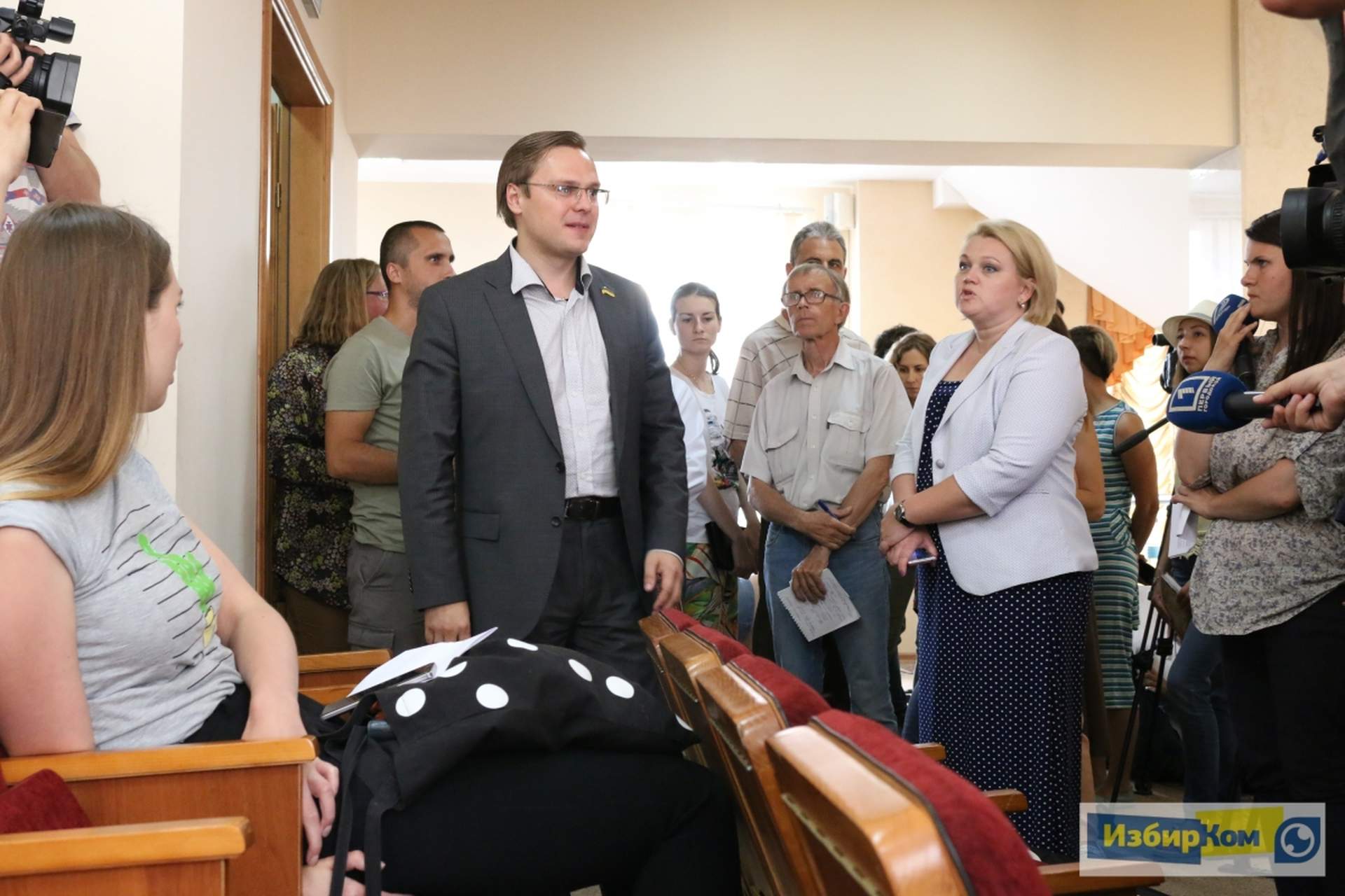 Сессия Одесского областного совета: непринятая повестка дня и сбой в системе голосования