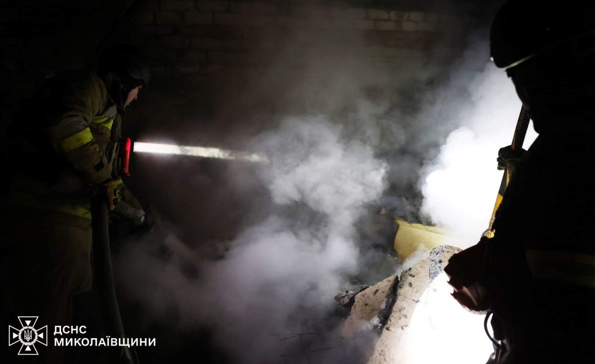 Нічний удар безпілотників залишив частину Миколаївщини без світла