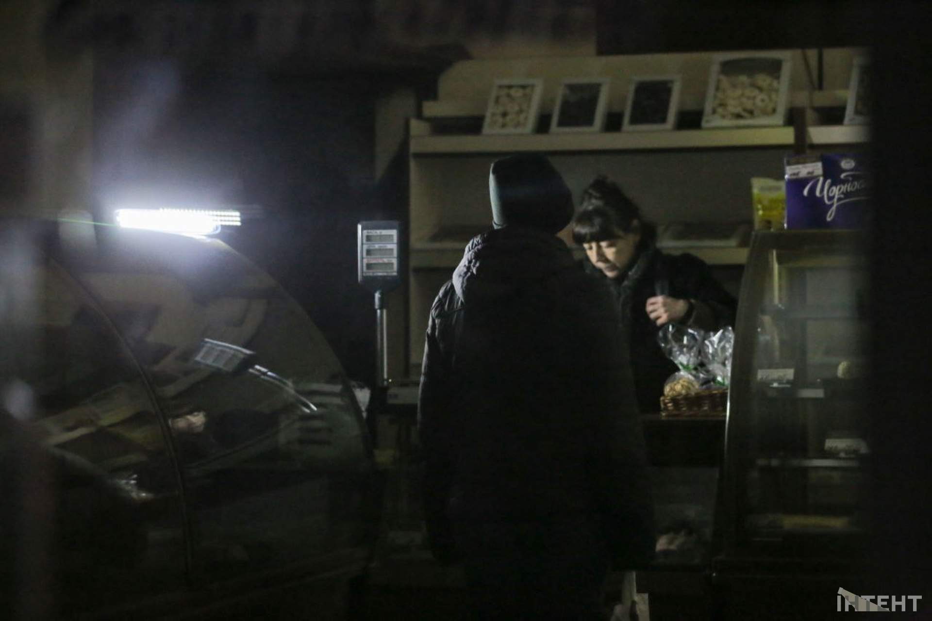 Одеса у темряві: після ракетних ударів місто залишилося без світла