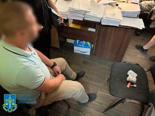 Державного виконавця затримано на хабарі в Одесі