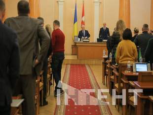 Сесія міської ради в обличчях (фото)