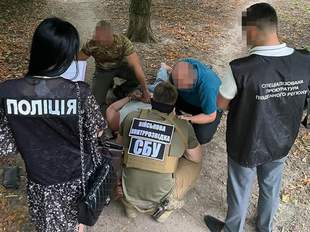 Одесита затримали за підозрою у змові з військкомами для допомоги ухилянтам