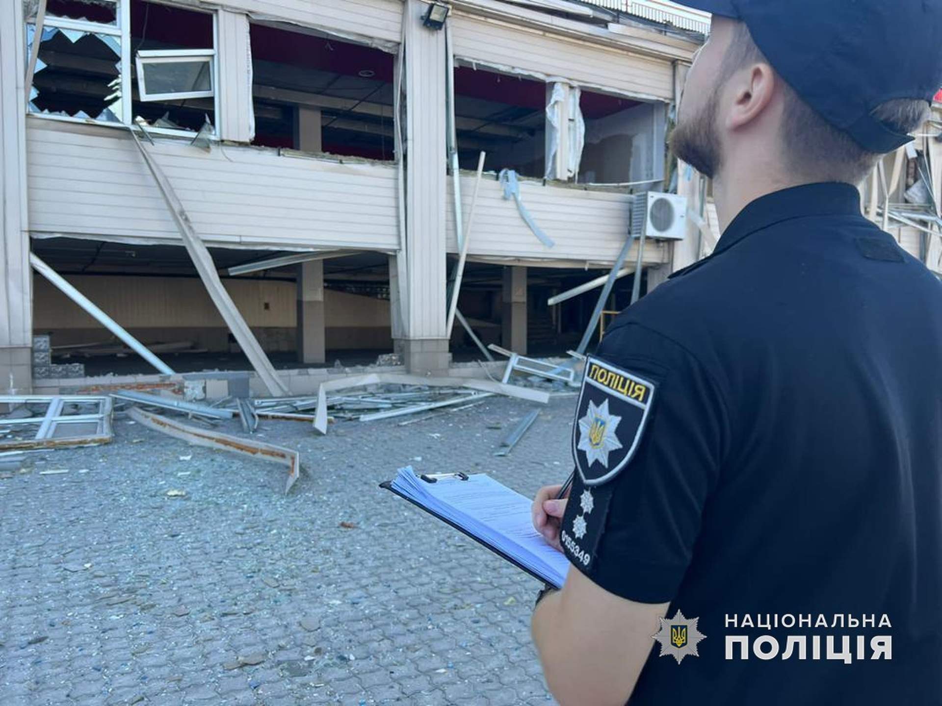 Ворог знищив готель на одеському морвокзалі
