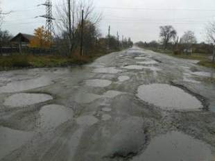 Ремонт разрушенной дороги в Раздельнянском районе перенесли на следующий год