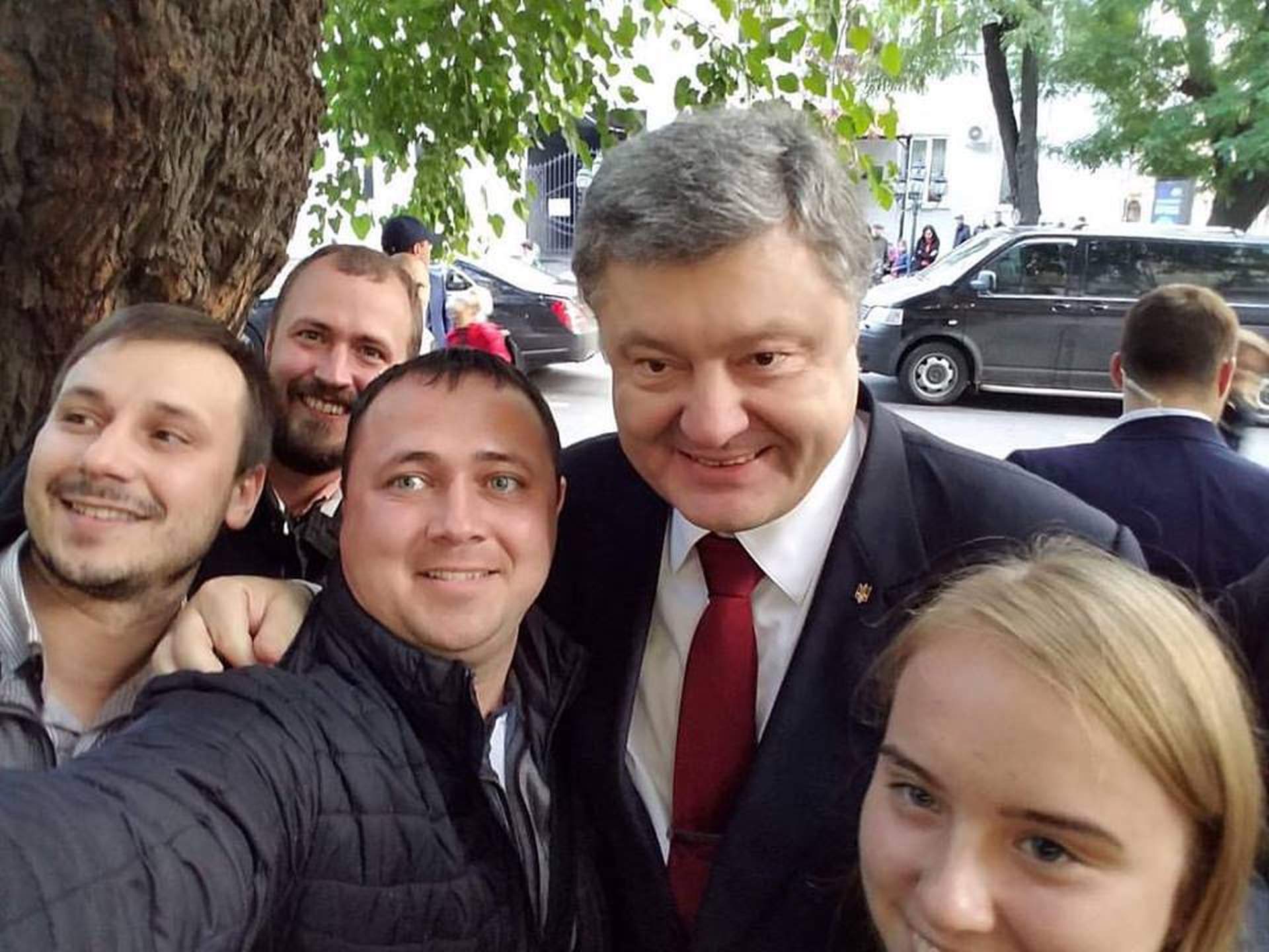 Порошенко в Одессе: трасса Одесса-Рени и "винный закон"