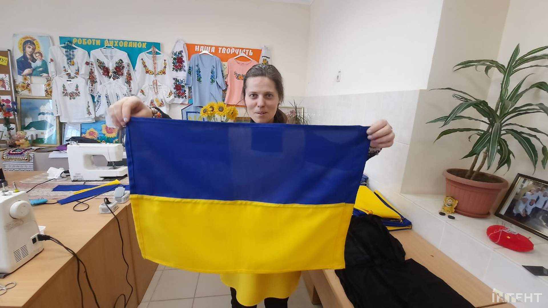 Балаклави замість фартухів: як Дитячий будинок-інтернат для дівчат допомагає армії
