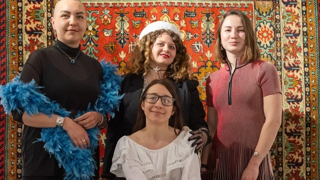 Панельна бесіда та живий виступ у межах виставки "Куди веде течія?"
