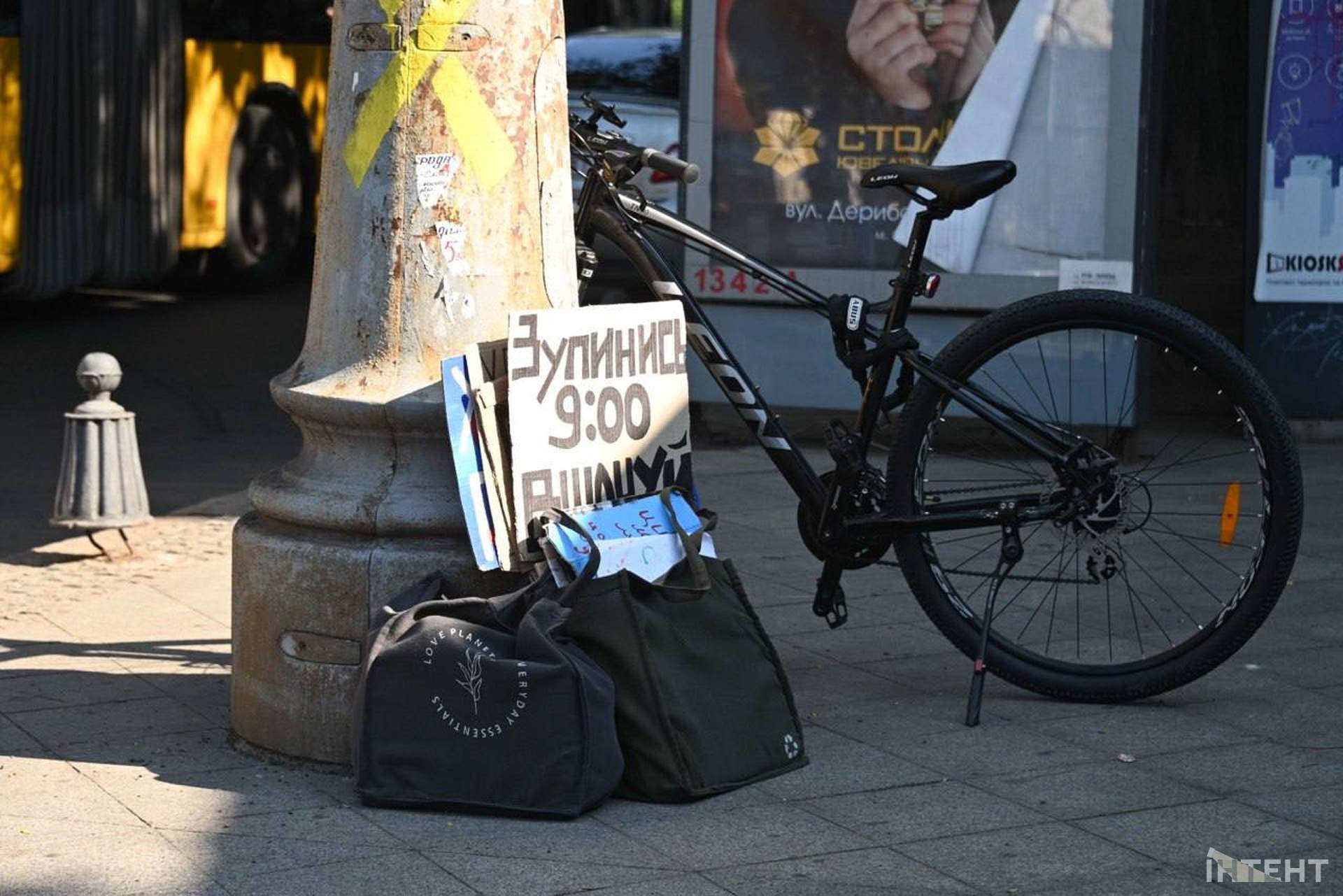 Повітряна тривога та обстріли Одеси не зупинили акцію "вшануй"