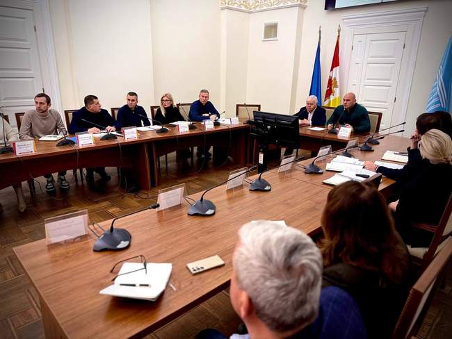 Апаратна нарада в мерії. ФОТО: Facebook