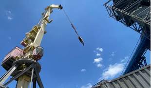 Odesa port decided to sell two cranes for 29 million