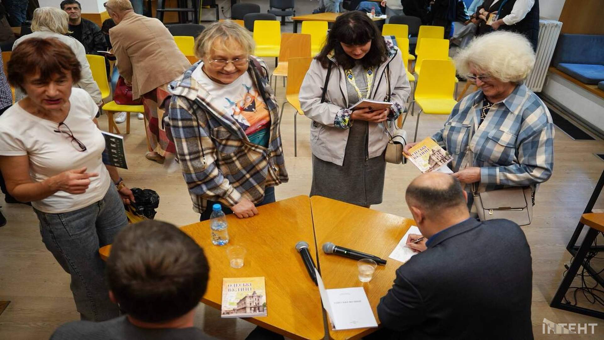 Краєзнавці видали книжку про справжню історію одеських вулиць