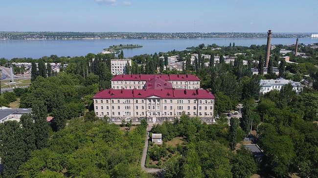 Обласна лікарня. 18 грудня Департамент містобудування та архітектури Миколаївської ОВА підписав контракт із підрядником на проведення капітального ремонту тепломереж Миколаївської обласної клінічної лікарні. Роботи проводитимуться за адресоюФОТО: Prozorro