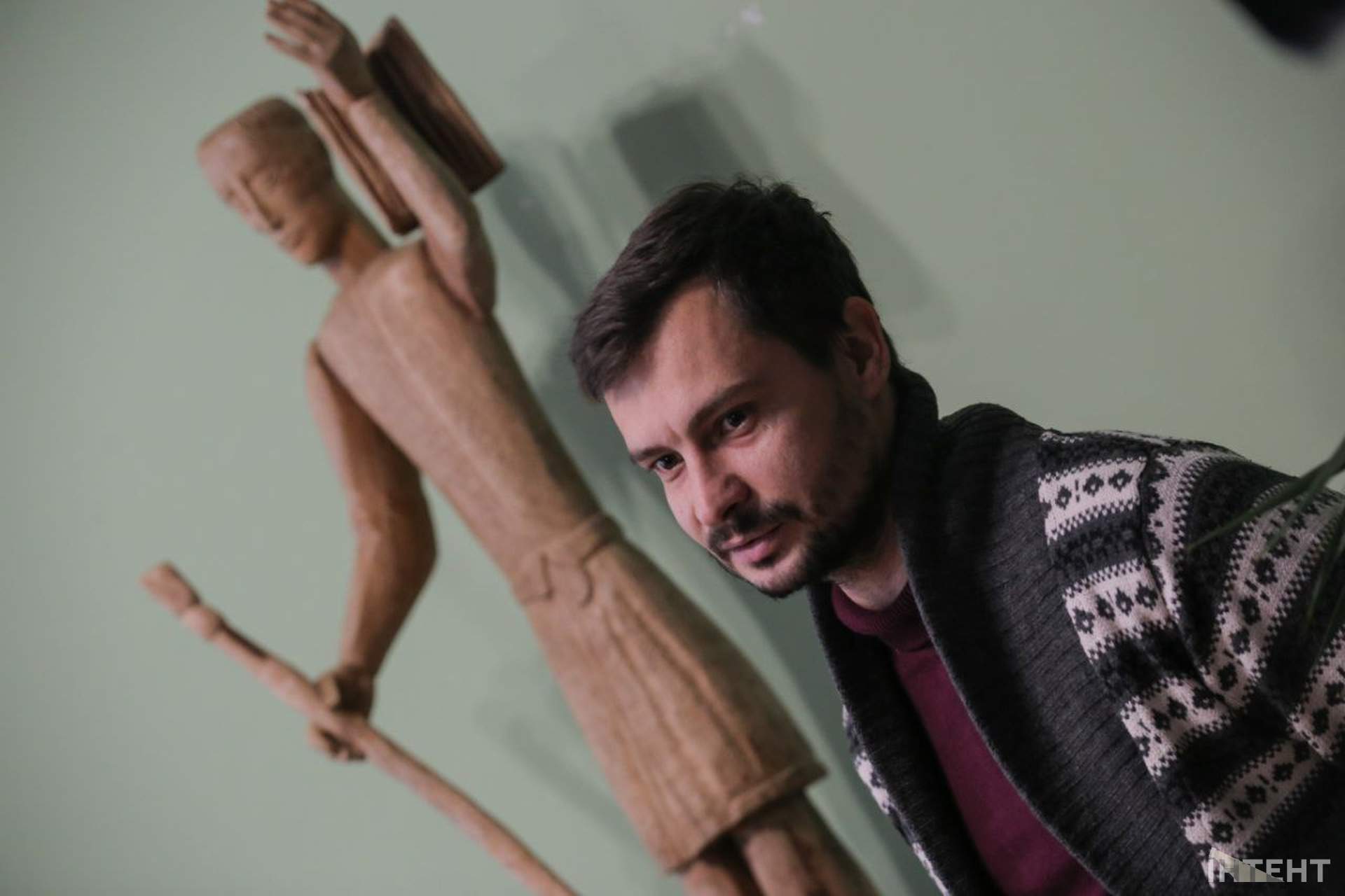 Автор пам'ятника Дерибасу подарував одеській бібліотеці скульптуру, присвячену Сковороді